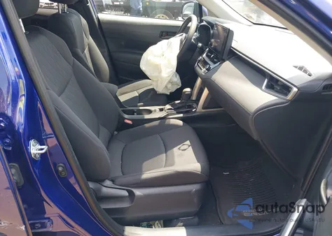 2023 Toyota Corolla Cross Le из США, поврежденный, VIN 7MUBAABG5PV065607